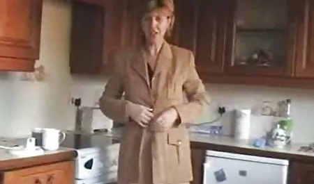 카짐 카짐르탈 아내 최고의 성서 우크라이나 언어 오르가즘 빌어 먹