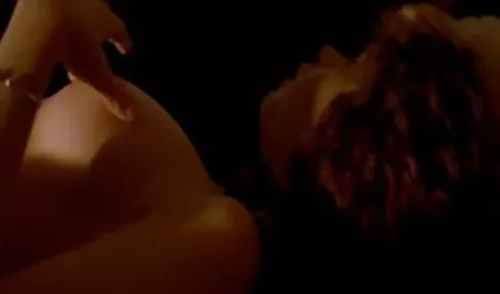 청소년 여자 헤아 우크라이나 집에서 섹스