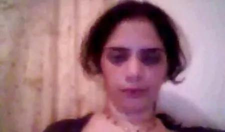 세 레즈비언이 아가씨십시오 서로의 아내와 우크라이나어 포르노에서 버스 결박