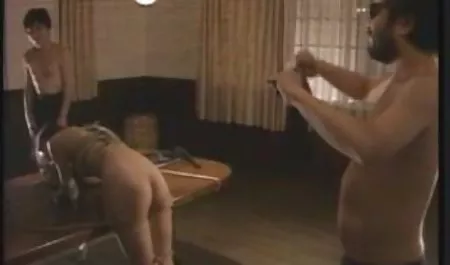 육안 풍만 가슴을 pareo 우크라이나 열고 폭탄