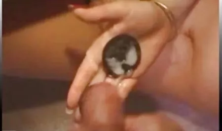 눈을 가리고,두 단계의 여성 성별 영화 우크라이나