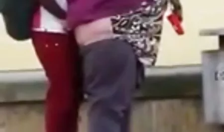 아름다운 소녀를 빨 쌍 Rusko