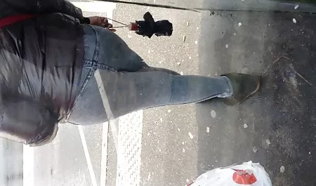 유로 성인물을 번역 십대림 파이 방문자를위한 몇 가지 아름다운 사라