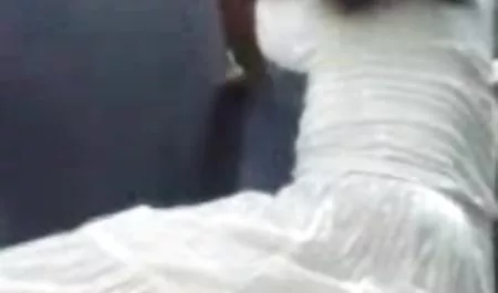 알렉스 회색 및 성 우크라이나 영화 씨 베일리 bi-Bi-si 두 가지를 시도하