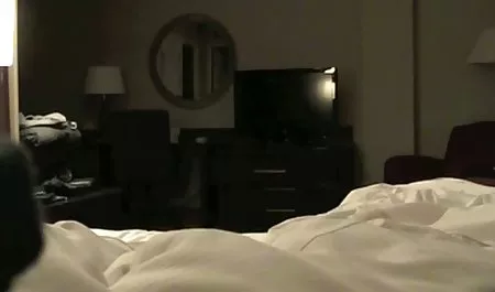 2 면을 쓴 나귀 새끼 새끼 보르 성숙한 우크라이나