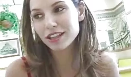 금발을 가진 자연적인 포르노 우크라이나 가족 큰 게임을 함께 질