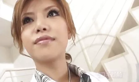 그는 없는 백 친구를 금요일에 우크라이나 xxx porn 덮개를 위한 선물 산드라