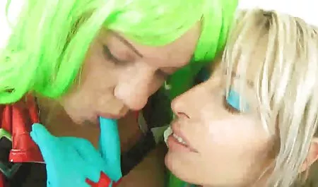 아름다운 우크라이나어 포르노가 만든기 소녀 같은 머리