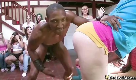 오픈 포르노 우크라이나 교사