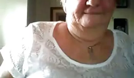 고 큰 하드 닭이 시계 포르노가 만든 우크라이나 나를 위해 Joi